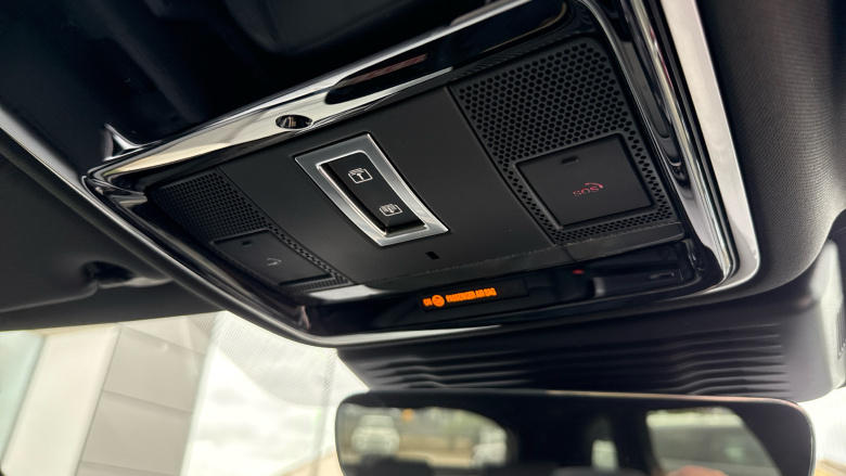 Land Rover Range Rover Velar 2.0 P400e Dynamic SE 5dr Auto Estate